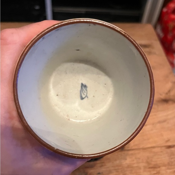 Antique Hand Painted Blue White China Sake Cup Japan With Wooden Stand VGUC - Picture 3 of 6